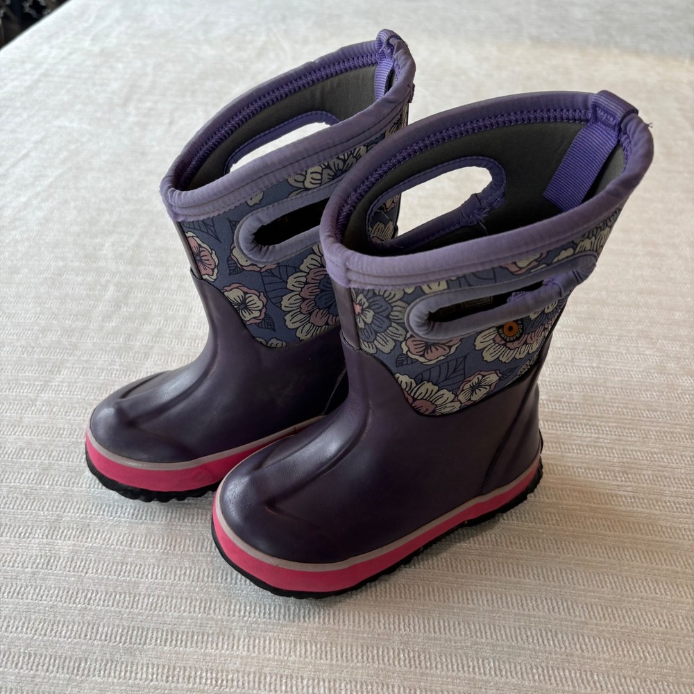 Bogs Classic Pansies Waterproof Insulated Winter Boots Purple Floral Kids 8